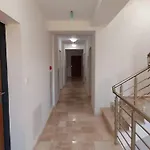 Reni * Szkopje