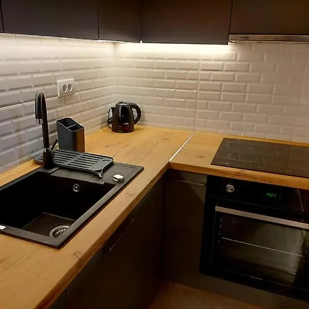 Reni Apartment